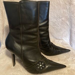 Steve Madden Dynasty Brown Leather boots size 9